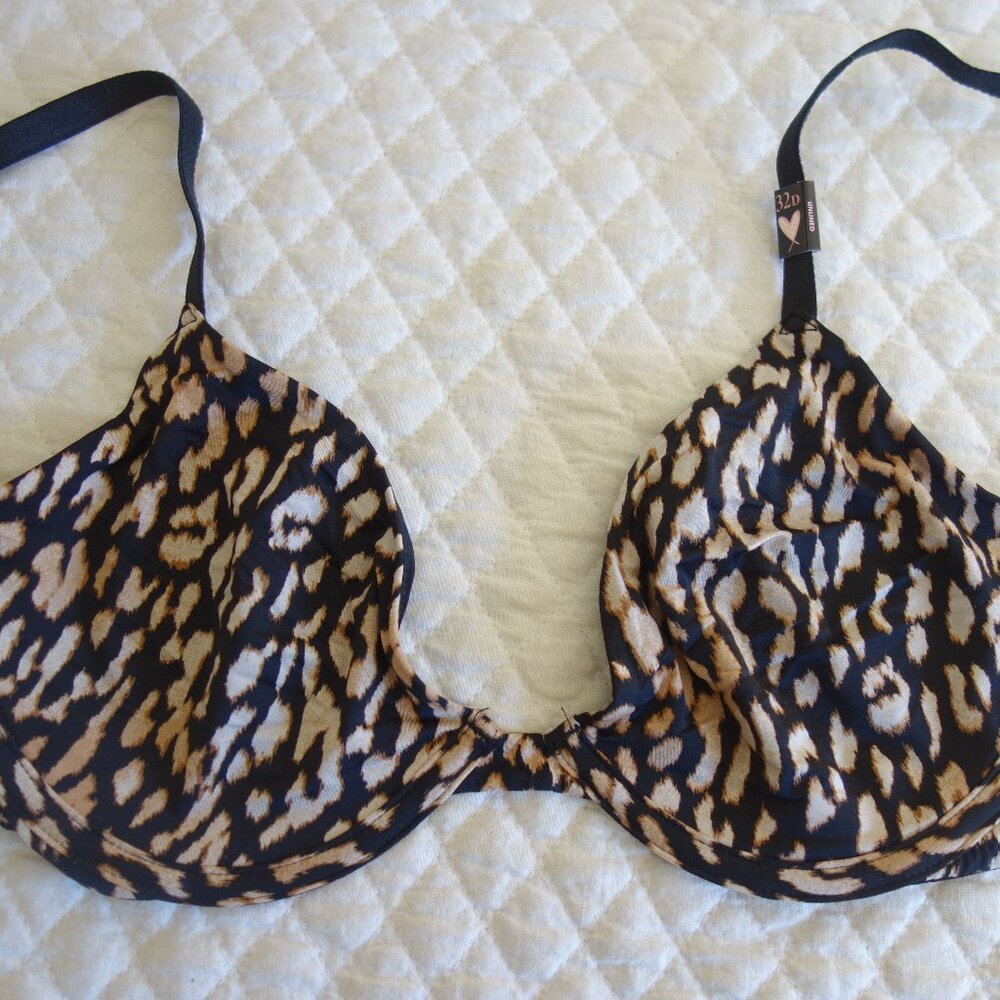NWT $34.50 VICTORIA’S SECRET Animal Print Unlined Demi Bra 32D